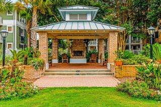 Baytowne Wharf - Pilot House #328/#330 combo - Destin - 2
