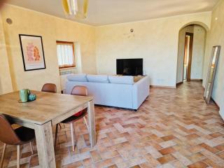 Thomas' Castle - Pozzolengo - 8