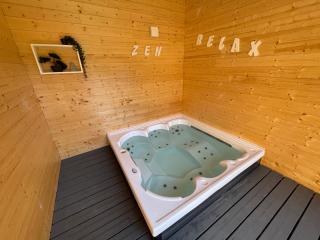 Gîte chalet bois avec spa privatif - Mauriac - 9