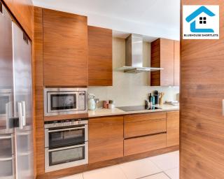 Spacious near Seafront with Parking By Bluehouse Short Lets Brighton - Brighton & Hove - 5