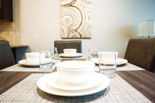 Downtown Houston High-Rise, a Powerhouse of Luxury - Houston - 1