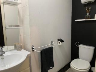 PYRENE HOLIDAYS - Résidence La Fontaine - locations voyage et cure thermale à Bagneres de Bigorre - 2