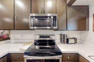 Huntington Lake Condo #102 - Lakeshore - 4