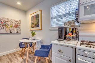 The Dragonfly House - Walk to Downtown Pensacola - 2