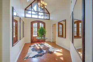 Spacious Southaven Home on 8 Acres with Private Pool - Southaven - 6