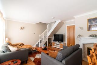 4-Bedroom House - Hot Tub, Games Room & Parking - Crich Matlock - 0