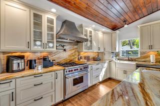 Special Pricing, Las Olas Retreat, Heated Pool, Golf and Family-Ready - 4