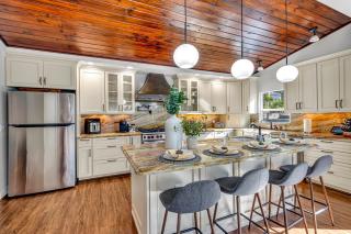 Special Pricing, Las Olas Retreat, Heated Pool, Golf and Family-Ready - 2