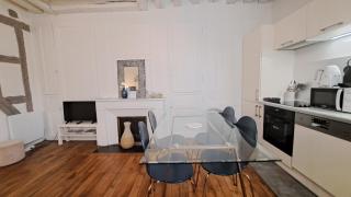 Appartement centre Vieux Tours dans immeuble historique 3p - Tours - 4