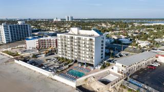 Tropical Winds Resort Hotel - Daytona Beach - 4