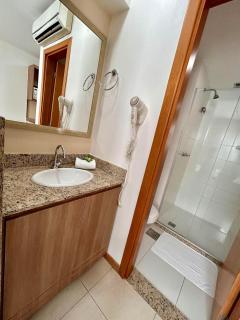 SM1119 Flat região central Próx Embaixada Americana - Brasília - 1