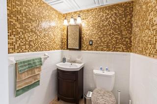 Cozy Buckhead Suite - great area, free easy parking, near shops and restaurants - 6