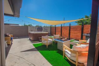 Casa Urbana-2BD-2BTH-Hot Tub-Pet Friendly-No Pet Fees! - 7