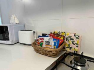 Quiet & Private with city access and free wifi - 1