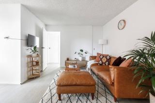 Dalgety Downtown - A Sunny St Kilda Beach Hideaway - 5