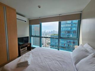 One Uptown in BGC Chic & Trendy 1BR 200mbps fiber - Manila - 7