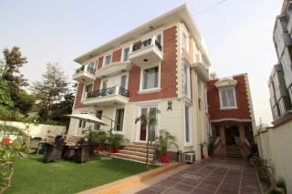 Collection O Sakshi - Gurgaon - 8