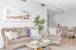 Hamptons-inspired Waterfront Living on Moana Beach - Adelaida - 9