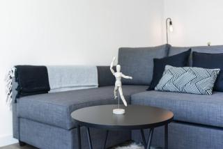 'BOWIE' Sun soaked Comfort in the Heart of Richmond - Melbourne - 4