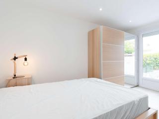 Appartement T3 climatisé, rénové avec goût, à 150m de la plage, avec terrasse et équipements complets - FR-1-409-204 - Fleury - 7