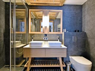 Appartement Luxe Méribel avec Spa et Terrasse - FR-1-613-59 - Les Allues - 2