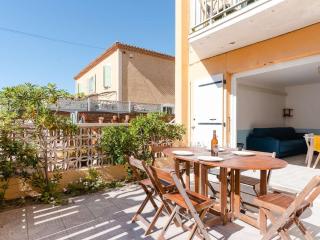 T2 climatisé avec WIFI, proche plage, parking privé, rénové 2023, terrasse, animaux non admis - FR-1-409-225 - Narbonne - 0