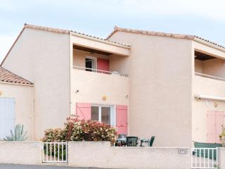 Pavillon 3 pièces avec piscine et parking proche plages - FR-1-409-226 - Fleury - 8