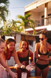 Surf & Party - Hostel Somewhere Else - Canggu - 9