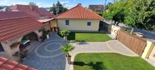Lexi Guesthouse with EVcharger Balatonboglár - Balatonboglár - 0