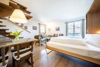 2404 Grosszuegige Maisonette Wohnung und Balkon mit atemberaubendem Talblick - Vulpera - 9