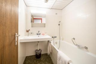 3403 Heimelige Wohnung mit viel Dachschraege - Vulpera - 3