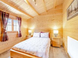 Lochinvar - Clydesdale Log Cabin with Hot Tub - 5