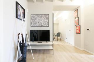 Elegant Rosales Apt. - Milan - 5