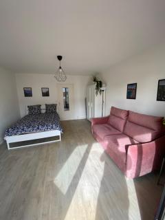 GRAND STUDIO avec balcon -4 PERSONNES-DISNEYLAND- PARIS a 10 minutes - Thorigny-sur-Marne - 8