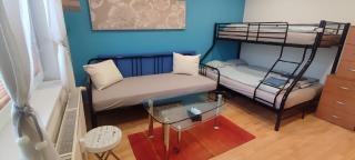 Blue apartment in City Center, Best location - Bratislava - 6