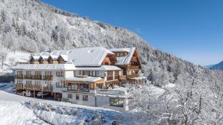 nawu apartments & Restaurant - 8