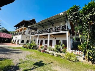 Kingkham Riverside Hotel - 9
