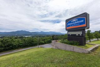Howard Johnson by Wyndham Salem Hotel & Conference Center - Salem - 7