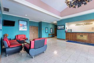 Howard Johnson by Wyndham Salem Hotel & Conference Center - Salem - 5