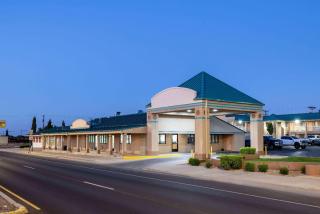 Days Inn by Wyndham Roswell - 5