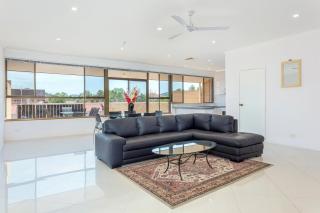 Tuggeranong Short Stay #06C - Sleeps 6 - Canberra - 4