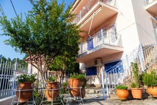 Liakos' Apartments - Vasilika - 8