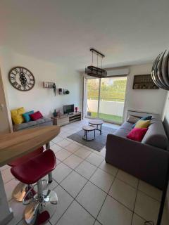 ZenBNB / Léman / Garage /Balcon/ Piscine - Annemasse - 9