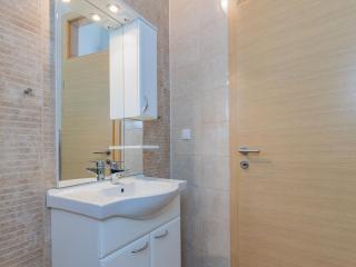 Apartment Mlasina-6 by Interhome - Nin - 4