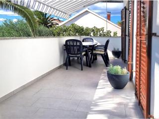 Apartment Ivana with jacuzzi - Vir - 8