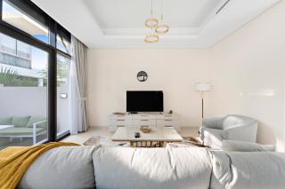 StoneTree - The Modern Family Friendly Villa - Dubai - 4