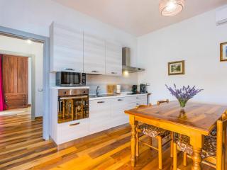 Holiday Home Red House by Interhome - Pescia - 2