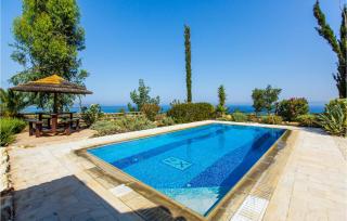 Stunning Home In Argaka With Wifi - 9