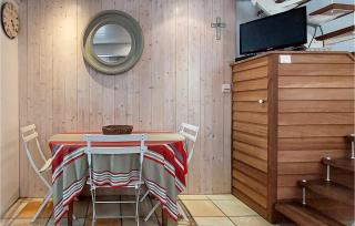 2 Bedroom Amazing Home In Ars-En-Ré - 9