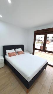 Beautiful Condo in Laguna Beach Resort overlooking Laguna Rosa In Torrevieja With 2 Bedrooms and 2 Bathrooms - Torrevieja - 1